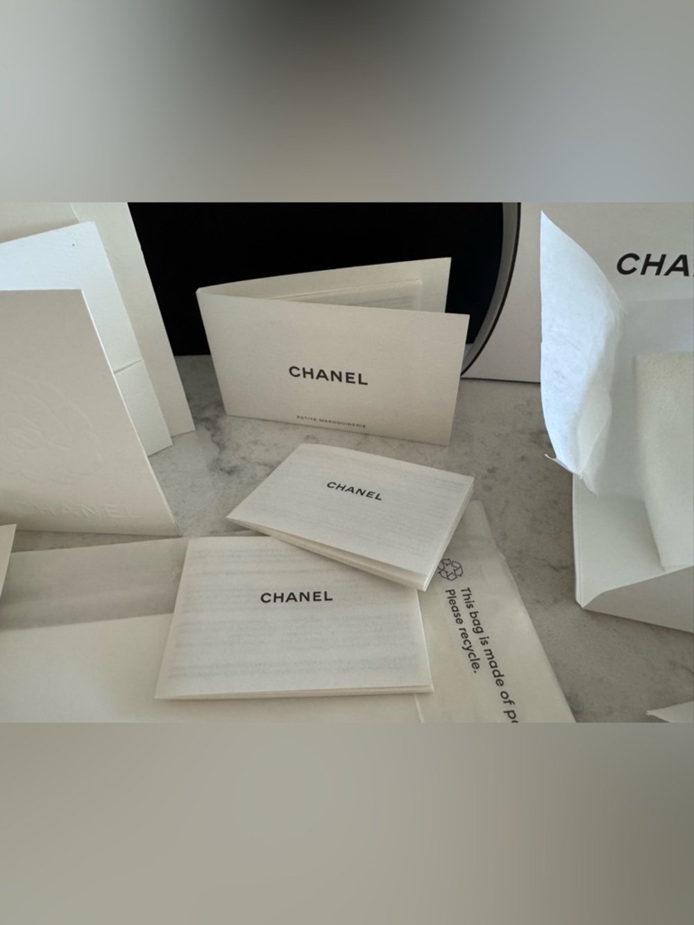 Chanel Ribbon & Packaging Set in White & Black - Picture 13 of 16